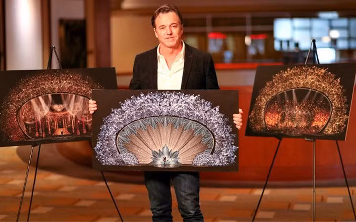 Nhà thiết kế Derek McLane và bản thiết kế sân khấu cho Oscar 2018. Ảnh: Getty Images.