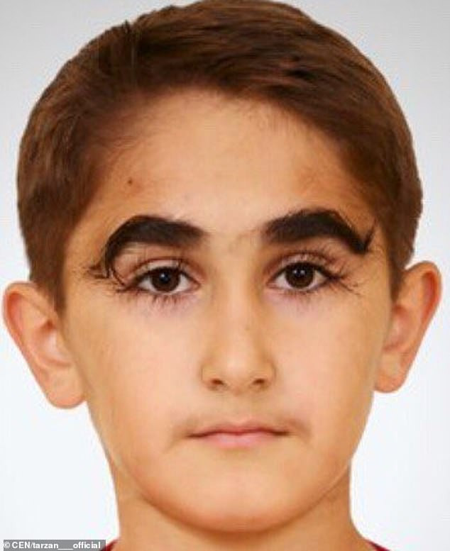 Cau be so huu hang mi cong vut, dai 4,3 cm khien chi em 