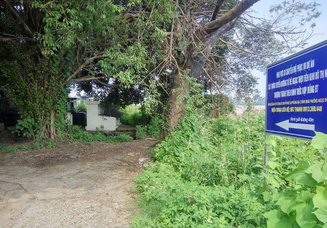 Ảnh: Ngổn ngang trên tuyến đường đổi bằng 180ha đất "vàng" ở Long Biên - Hình 4 Anh: Ngon ngang tren tuyen duong doi bang 180ha dat