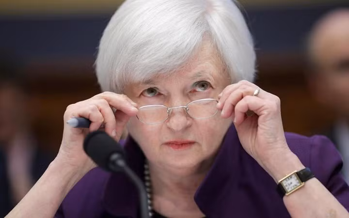 Bà Janet Yellen, người phụ nữ đầu tiên giữ cương vị chủ tịch FED ở Mỹ, sẽ từ chức khỏi tư cách thành viên ban thống đốc khi nhiệm kỳ chủ tịch FED 4 năm của bà kết thúc ngày 3/2 tới.