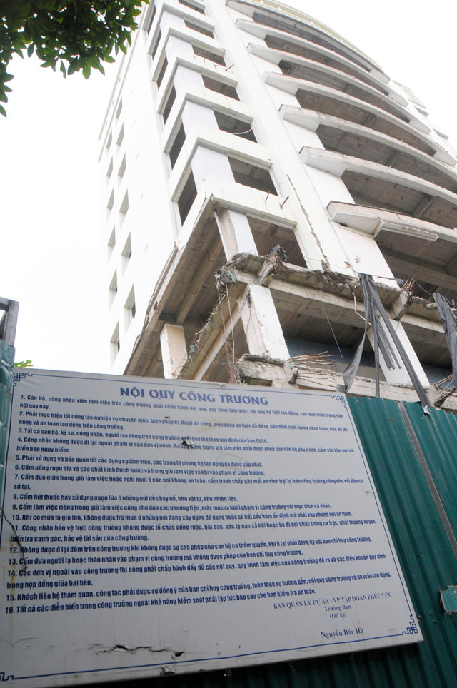 Ghi nhận của PV Dân Việt cho thấy, tòa nhà LOD Building tọa lạc tại số 38 Trần Thái Tông. Dự án do Cty CP Hợp tác Lao động Nước ngoài (LOD) làm chủ đầu tư, đơn vị nhận chuyển nhượng Dự án là Tập đoàn Phúc Lộc. Ghi nhận của PV Dân Việt cho thấy, tòa nhà LOD Building tọa lạc tại số 38 Trần Thái Tông. Dự án do Cty CP Hợp tác Lao động Nước ngoài (LOD) làm chủ đầu tư, đơn vị nhận chuyển nhượng Dự án là Tập đoàn Phúc Lộc.