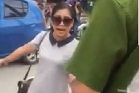 Có hành vi ngang ngược, hành xử tệ hại khi tham gia giao thông, những lái xe máu nóng có rút ra được bài học cho mình?