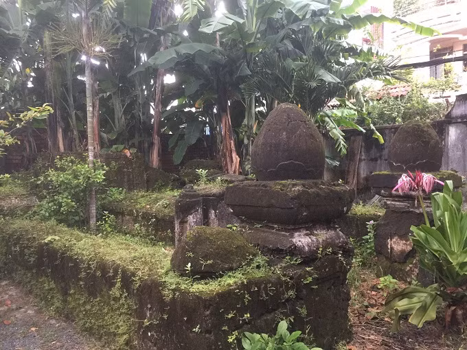 Hoang lanh mo co 200 nam cua cong than trieu Nguyen-Hinh-2