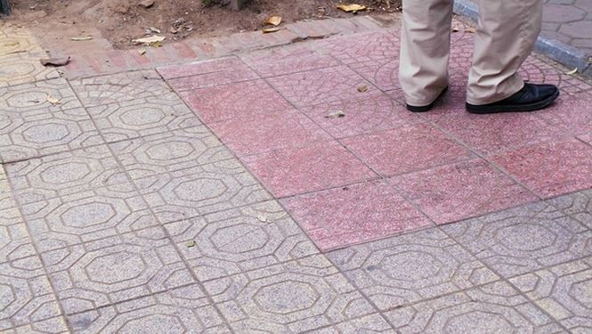 Trước tình trạng thiếu đồng hồ, Hà Nội có kế hoạch lát mới bằng đá tự nhiên vào cuối năm nay.