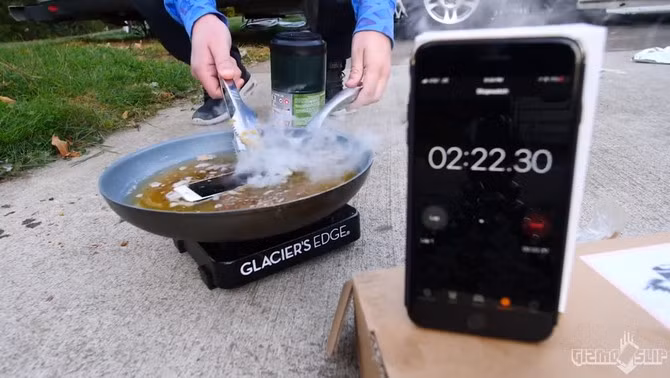 Tam bot ran iPhone 8 trong chao ngap dau va day la ket qua-Hinh-4