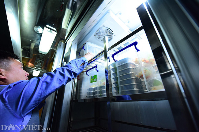 Vào dịp cao điểm, tàu hỏa "5 sao" có thể phục vụ trên 500 hành khách mỗi chuyến.