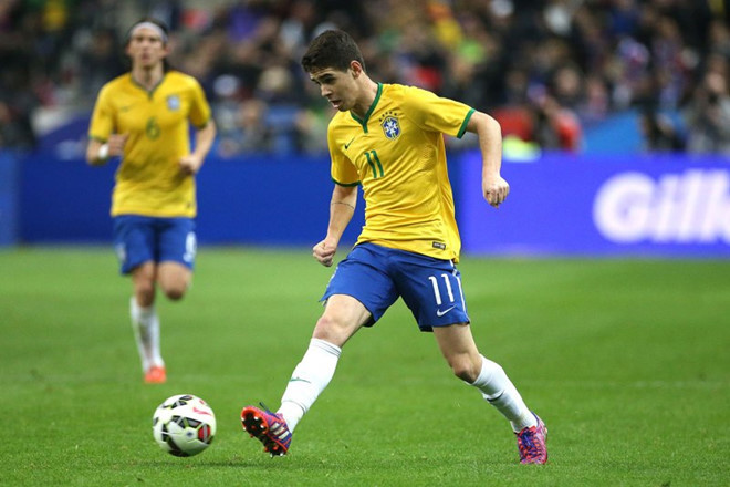 6. Oscar, Brazil - 27,4 triệu USD Đứng thứ 6 trong danh sách cầu thủ thu nhập cao nhất thế giới không ai khác chính là Oscar với 27,4 triệu USD tổng thu nhập. Chơi cho Thượng Hải SIPG, Oscar bỏ túi mức lương là 25,9 triệu USD. Ảnh: Getty Images.