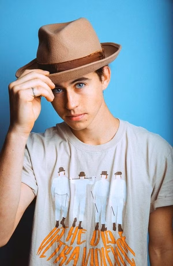 Thieu nien tuoi teen kiem hang tram ty tu clip 6 giay-Hinh-3