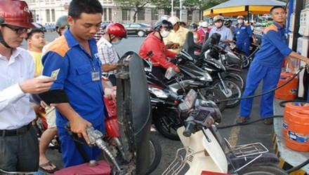 Thanh tra Petrolimex: Cong an dieu tra dau hieu chiem doat tai san