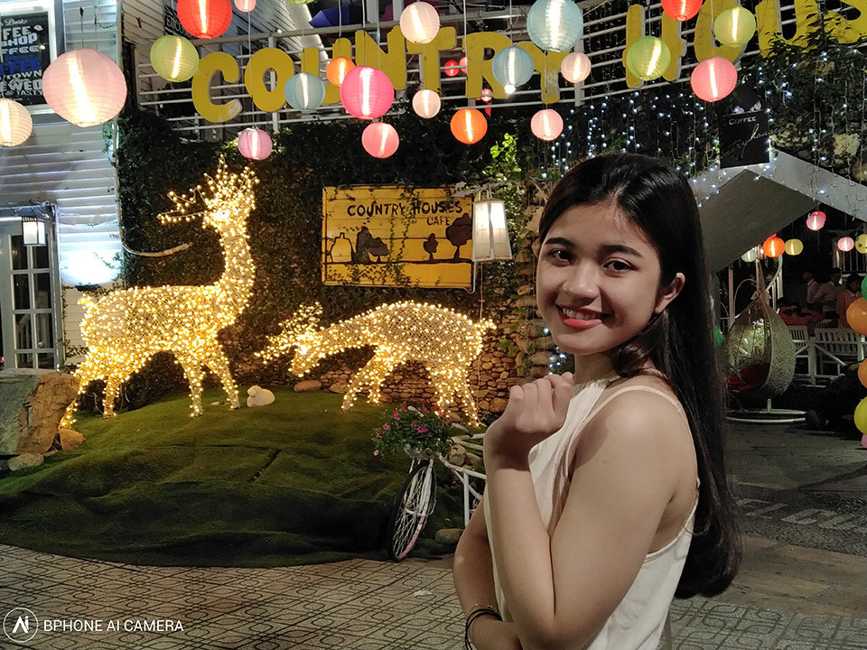 Bo anh dau tien chup tu BPhone 3 do Bkav cong bo-Hinh-15