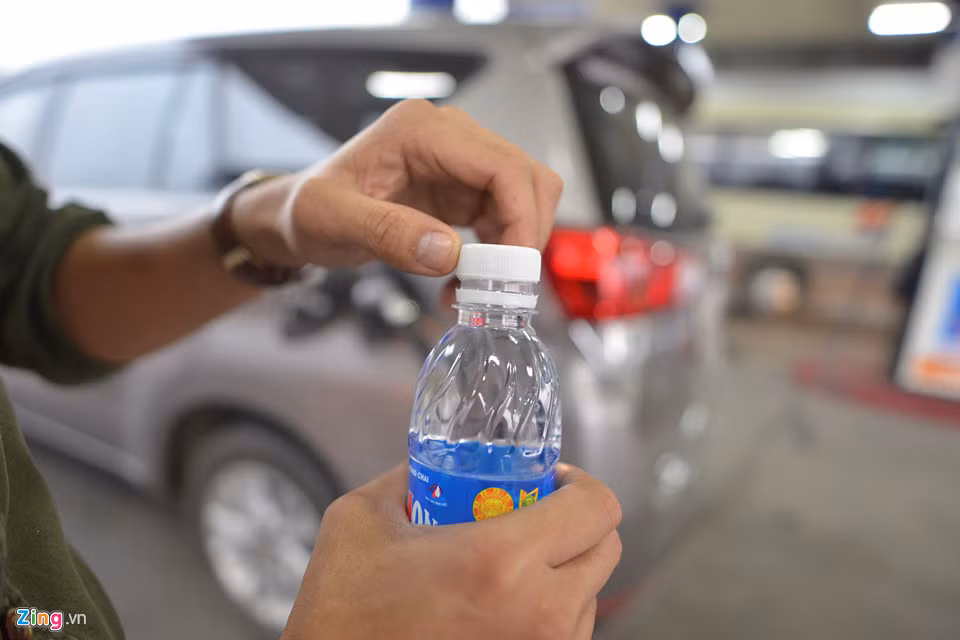 Cay xang tang nuoc, rua xe mien phi it nguoi biet o Bac Ninh-Hinh-9