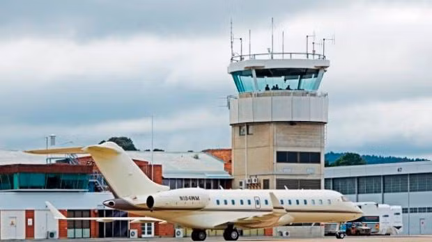 Chiếc Bombardier BD-700 Global Express 40 triệu USD của tỷ phú Bill Gates. Ảnh: Supplied.