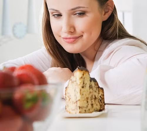 Ly do chi em muon "an ca the gioi" moi khi den ky "den do"