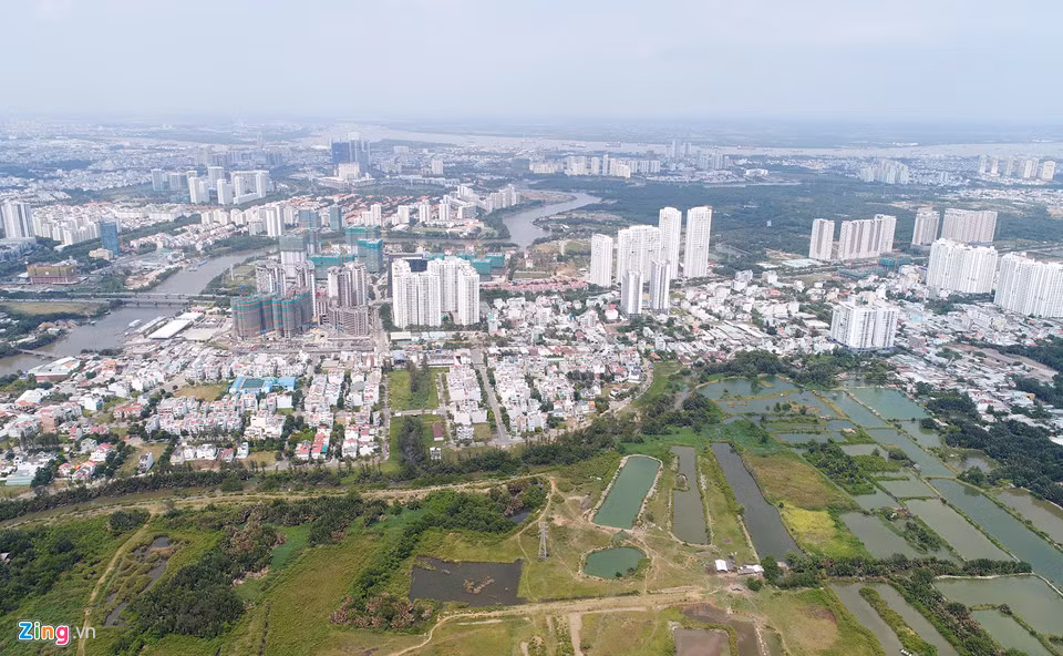 Roi QCGL, Cuong do la mo nha hang cung ban gai Dam Thu Trang?-Hinh-3