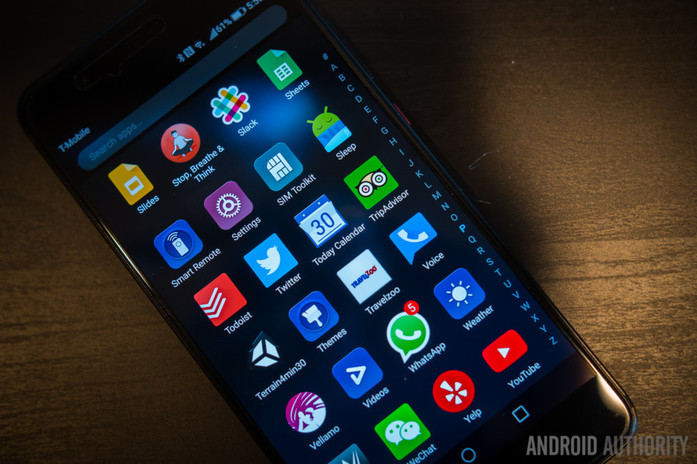 7. Huawei/Honor (163 ngày) - Huawei đã cập nhật cho các thiết bị Mate 9, P10, P10 Plus, Honor 9 và Honor 8 Pro. Giống đối thủ Xiaomi, Huawei cũng cập nhật nhiều thiết bị cùng lúc với phiên bản hệ điều hành EMUI dựa trên Android.