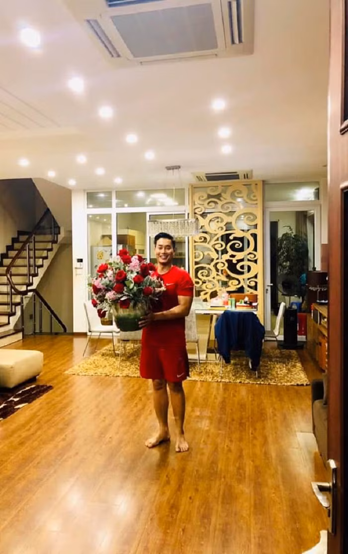 Không gian rộng rãi bên trong căn biệt thự.