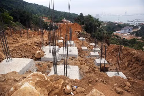 Dự án xây dựng 40 móng biệt thự trái phép ở Sơn Trà bị phát hiện vào tháng 3/2017.