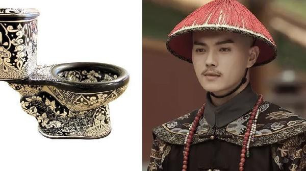 Sặc cười bồn cầu “Diên Hy quý tộc" có tiền cũng khó mua - Hình 3 Sac cuoi bon cau “Dien Hy quy toc