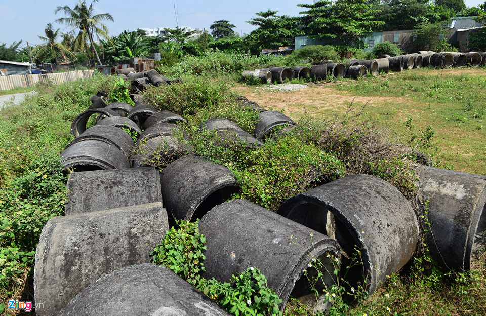 Ben trong du an Bac Rach Chiec 20 nam dang do o SG-Hinh-9