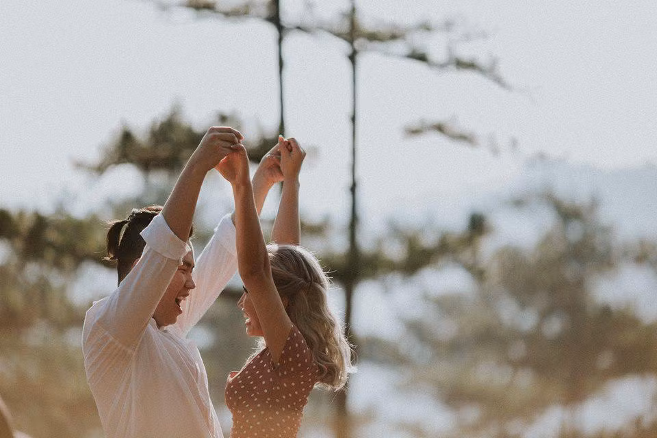 Ngọc Tài và Phương Nhung cùng học chung một trường, nhưng khác ngành.