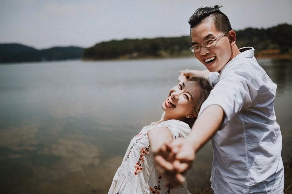 Cặp đôi này tự dặn lòng: “Hạn chế giận hờn, vì lỡ có giận thì khó để làm lành do hai đứa ở xa nhau quá”.