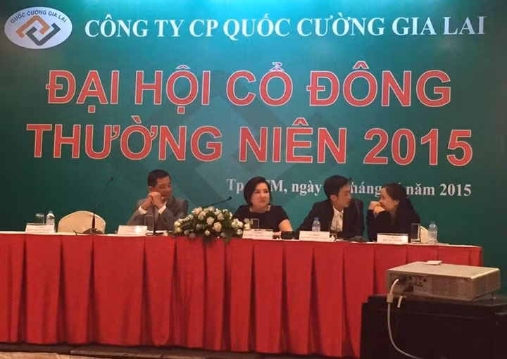 Soi tui tien can kiet cua dai gia Cuong do la-Hinh-3