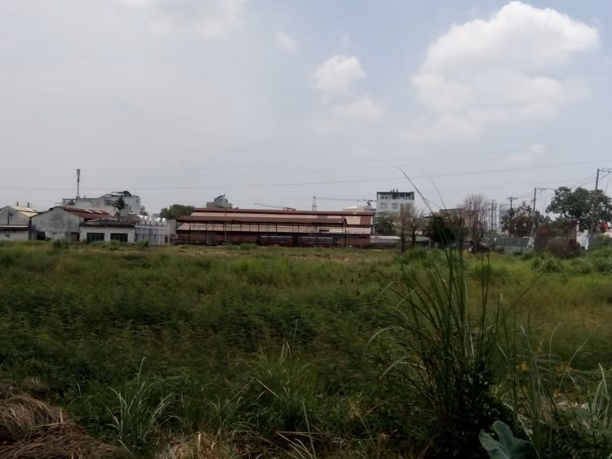 PV đã quan sát được khoảng mặt bằng rộng mênh mông bên trong.