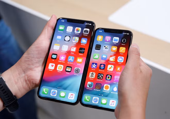 Apple noi doi ve pin iPhone XS, XS Max