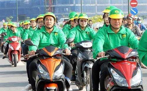 Nghề chạy xe công nghệ được xem là nghề "hot" khi cách mạng công nghệ 4.0 đã tràn về. Ảnh: I.T.