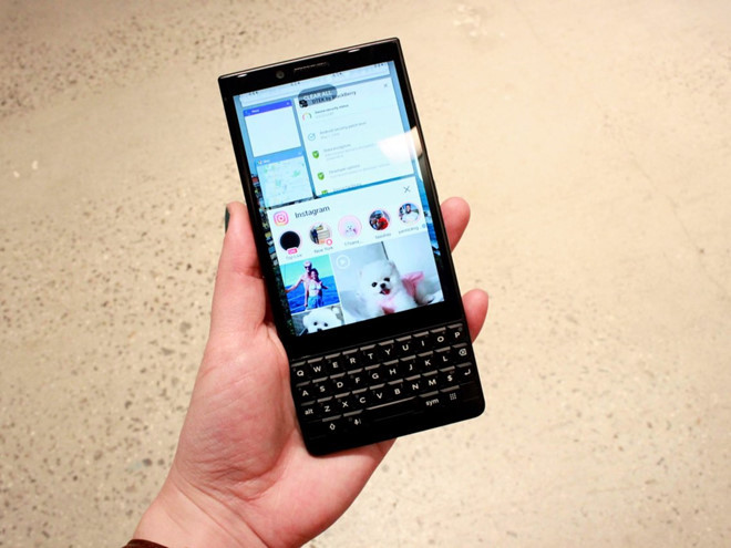 Blackberry Key2 có nhiều tính năng bảo mật nâng cao nhưng mức giá lại khá tốt. Ảnh: Business Insider.