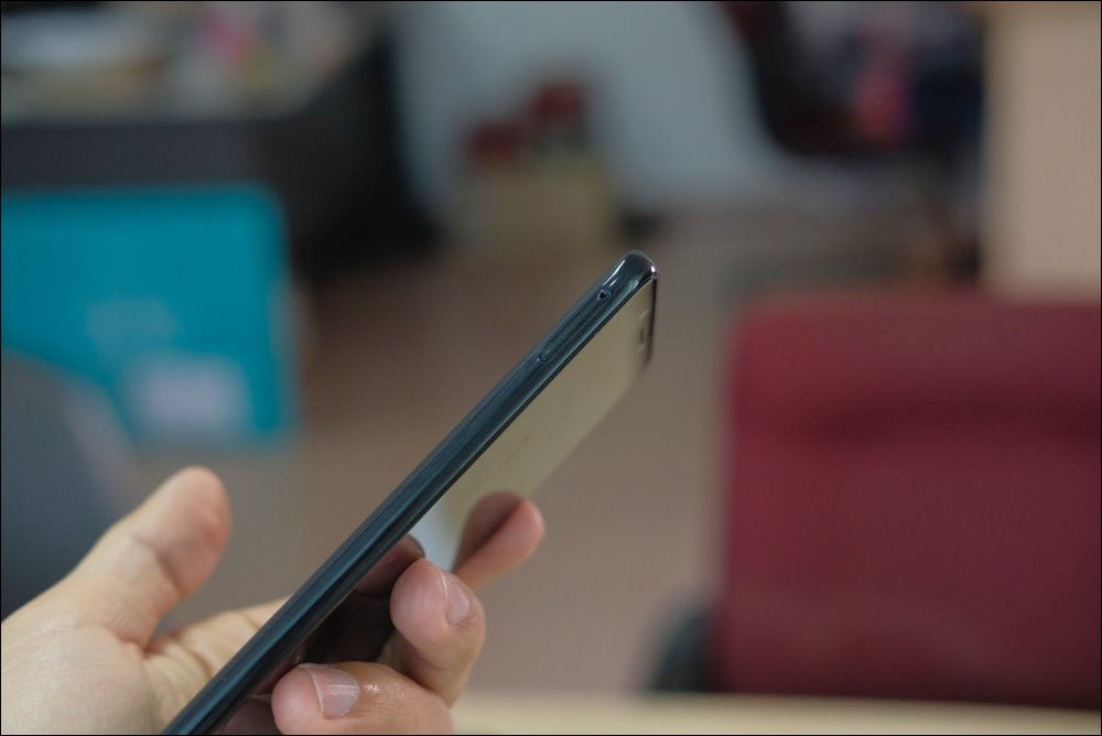 Mo hop Vsmart Joy 1, smartphone re nhat cua Vinsmart-Hinh-11