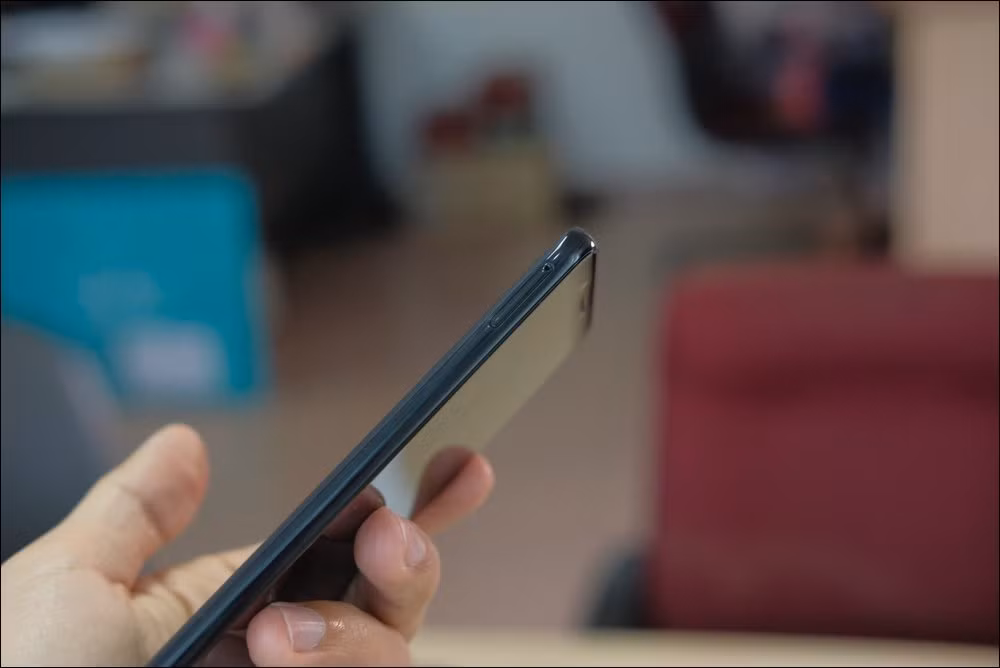 Mo hop Vsmart Joy 1, smartphone re nhat cua Vinsmart-Hinh-11