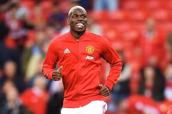 5. Paul Pogba, Pháp - 29,5 triệu USD Chơi cho câu lạc bộ bóng đá giá trị nhất hành tinh đã giúp chàng tiền vệ Manchester United có gần 30 triệu USD cho mùa giải 2017-2018. Tại World Cup 2014, Pogba được vinh danh là Cầu thủ trẻ xuất sắc nhất. Ảnh: Getty Images.