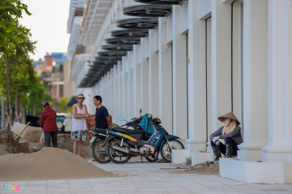 Khu nhà trên mặt đường Trần Phú sắp hoàn thành.