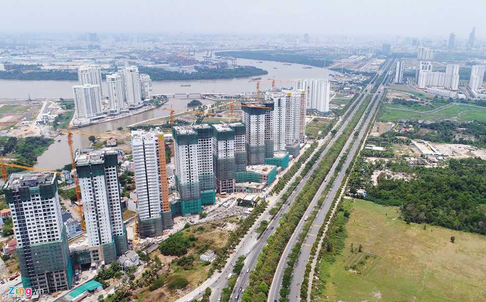 Dù chưa có dự án nào hoàn chỉnh, siêu đô thị này đã tác động đến những khu vực xung quanh, đặc biệt là khu Đông Sài Gòn với hàng loạt dự án bất động sản mọc lên dọc đại lộ Mai Chí Thọ và quận 2, trong đó rất nhiều dự án lớn đã đưa vào kinh doanh từ nhiều năm nay.
