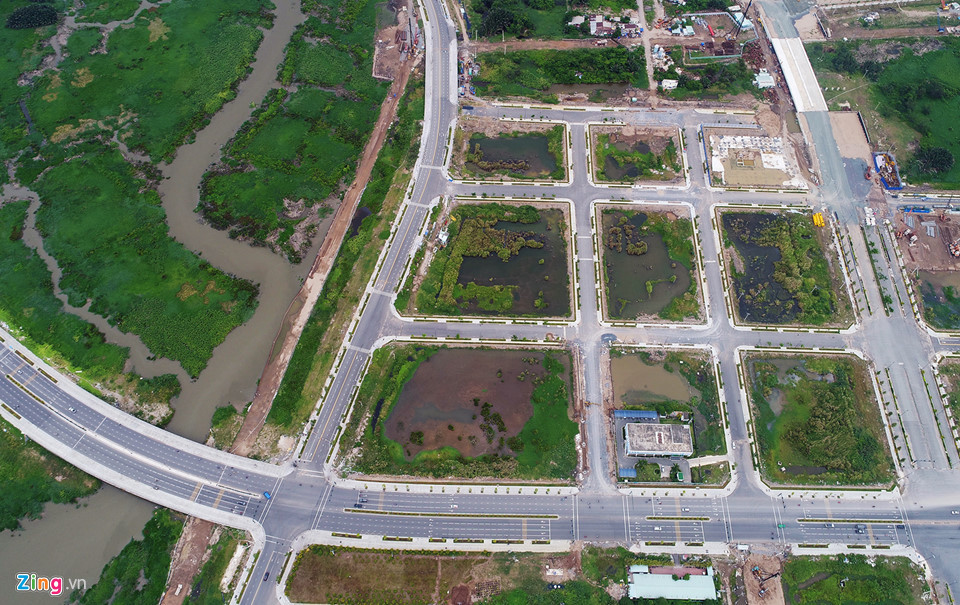 Mới đây, TP.HCM cũng thông qua việc bán đấu giá 9 lô đất vàng, ước tính khoảng 28.000 tỷ đồng trong phân khu số 1 vùng lõi khu đô thị.