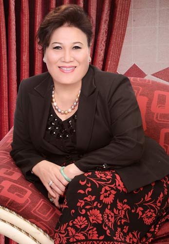 Ba Vo Thi Thanh ket giua “bom no”, Thuan Thao ganh lo khung