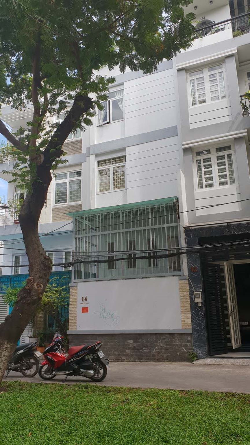 Biet thu 100m2 cua cuu Pho Chu tich UBND TPHCM Nguyen Thanh Tai