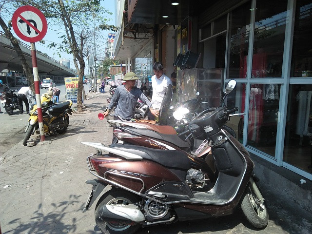 Chỉ cần một lần bán được nửa lít xăng đã có lãi.