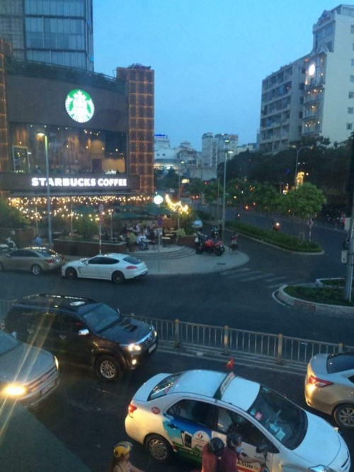 Chieu kiem tien bi mat it ai ngo cua cac ong lon Fast Food-Hinh-2