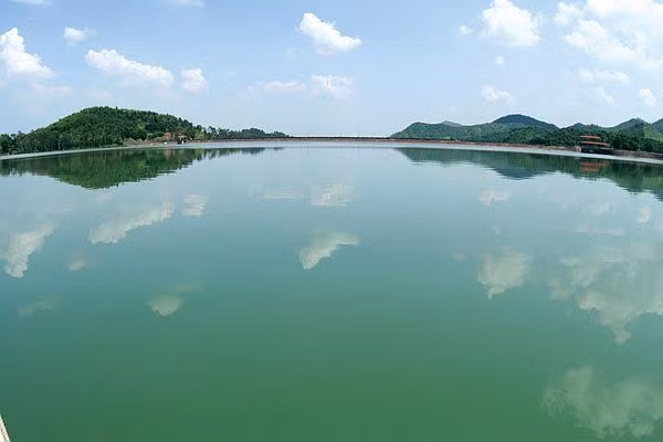 Hồ Núi Cốc, nơi đại dự án 15.000 tỷ của đại gia đất cố đô đang được triển khai.