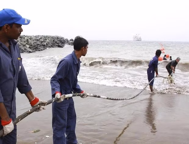 10 su that ve cap mang vuot dai duong-Hinh-3