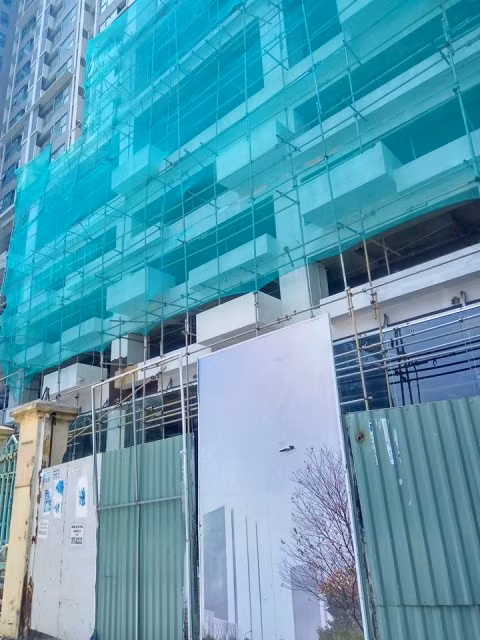 Dự án The Legend 109 Nguyễn Tuân đang trong quá trình triển khai xây dựng, nhiều hạng mục thi công dở dang...