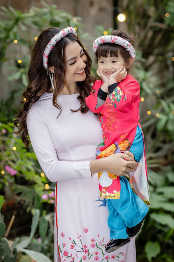 Ket bat ngo cho Hong Que sau lum xum muon anh nhan kim cuong “song ao”-Hinh-4