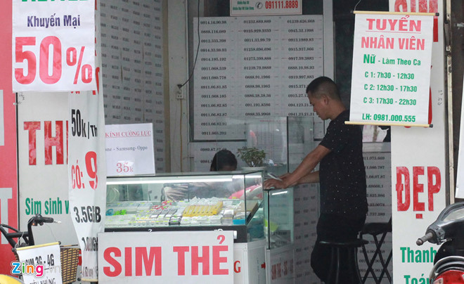 Các thuê bao di động 11 số sẽ chuyển sang 10 số bắt đầu từ 15/9 tới.