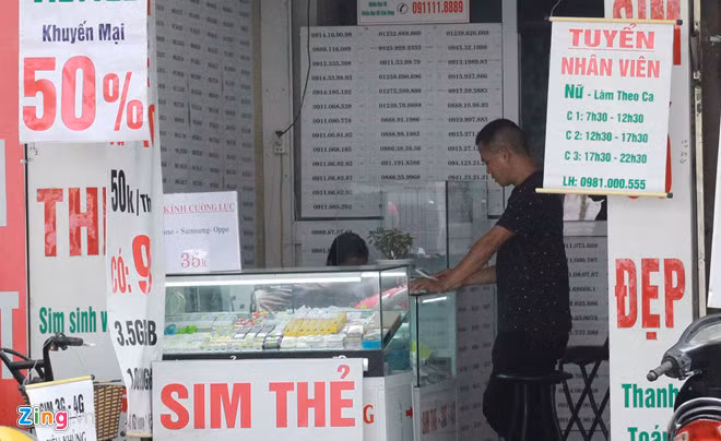 Các thuê bao di động 11 số sẽ chuyển sang 10 số bắt đầu từ 15/9 tới.