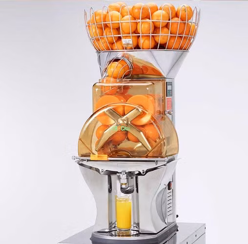 Chiếc máy vắt nước cam siêu "xịn" này có giá 6.300 USD.