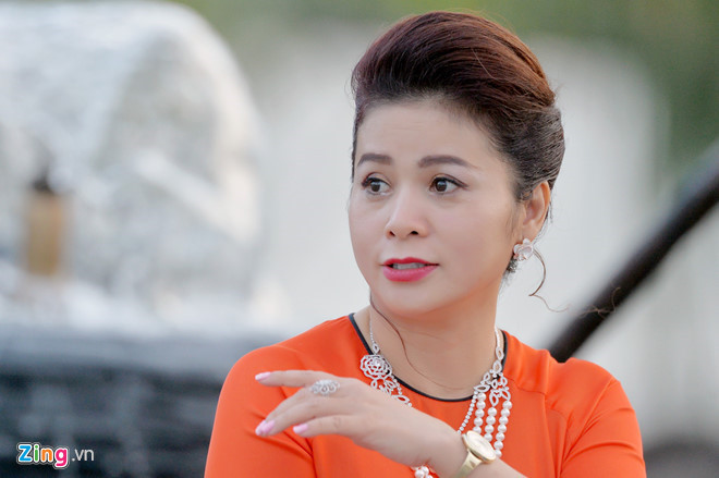 Trước khi ông Vũ bất ngờ xuất hiện sau 5 năm ẩn cư, bà Lê Hoàng Diệp Thảo liên tục tố hàng loạt lùm xùm ở Trung Nguyên. Ảnh: Hoàng Hà.