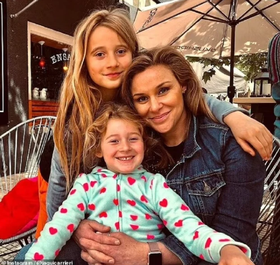 Bi kich hoa hau tai nang qua doi sau phau thuat tham my