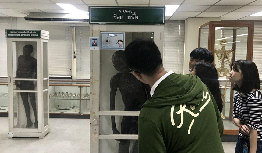 Hien than ac quy Si Quey va vu an giet nguoi chan dong